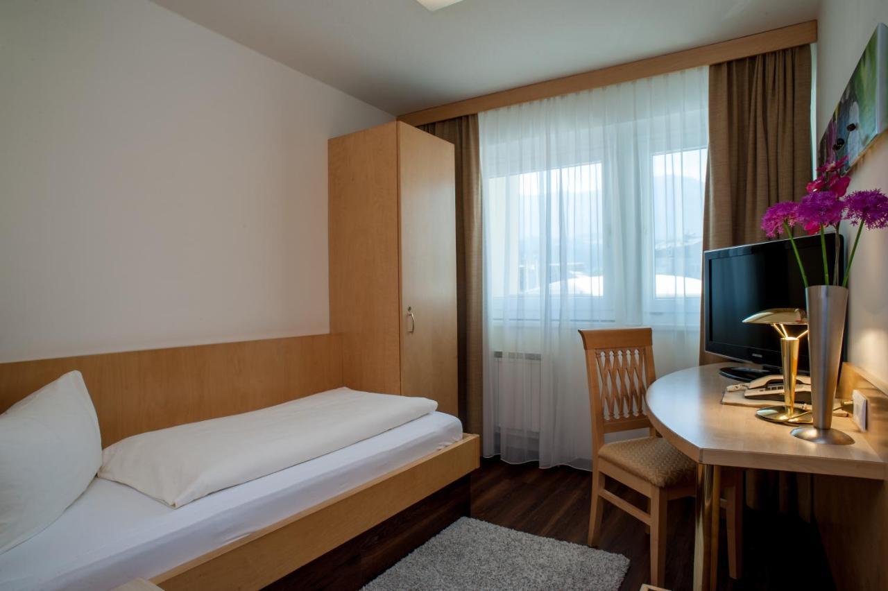 Rumer Hof Экстерьер фото